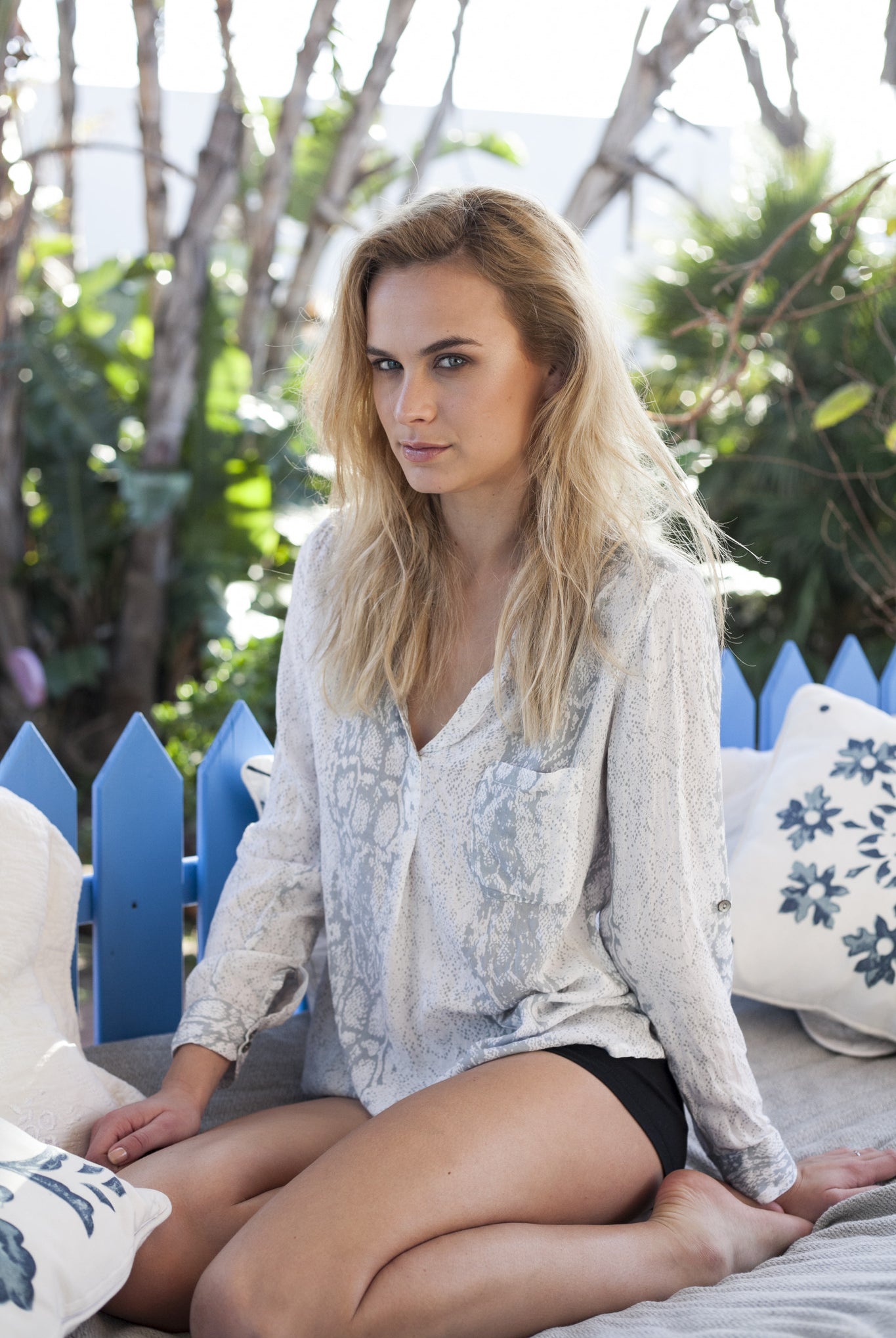 V-Neck Blouse Snake Top - FUNKY SIMPLICITY