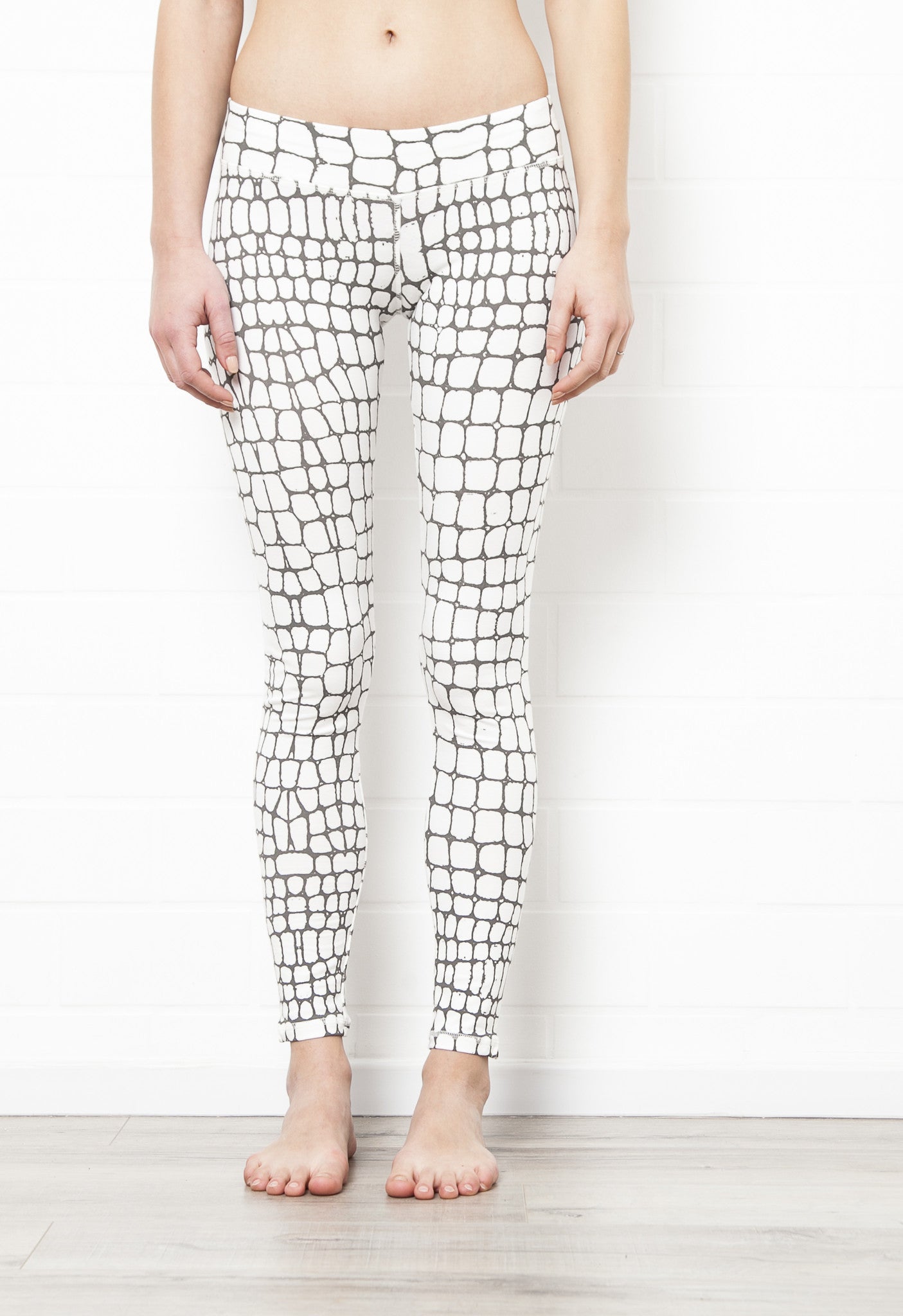 Leggings Crocodile Off White Charcoal - FUNKY SIMPLICITY